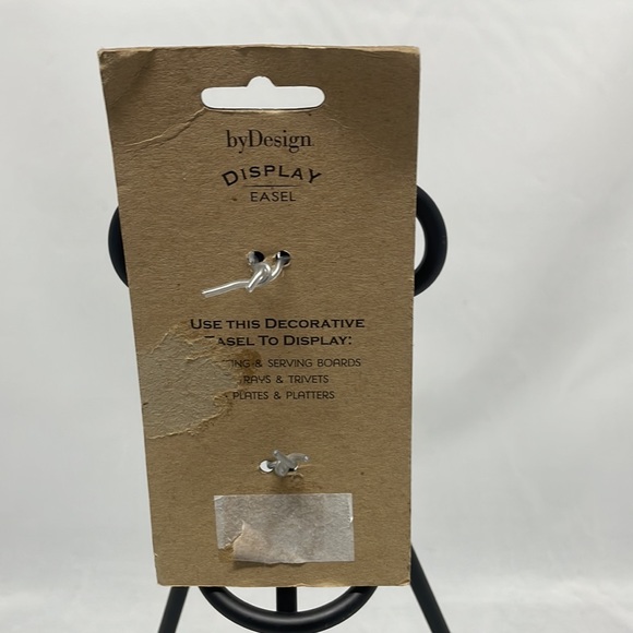 By Design Display Easel - Picture 4 of 5